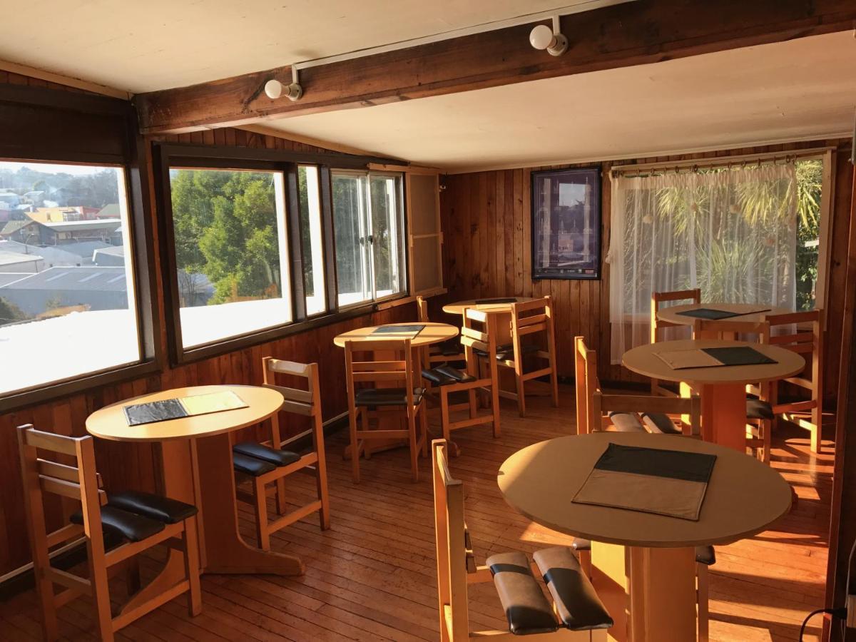 Ancud Petit Hostal Bagian luar foto