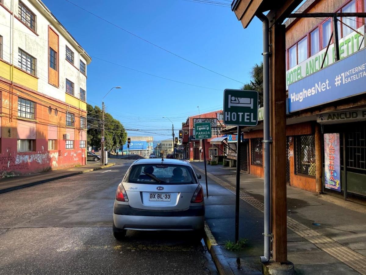 Ancud Petit Hostal Bagian luar foto