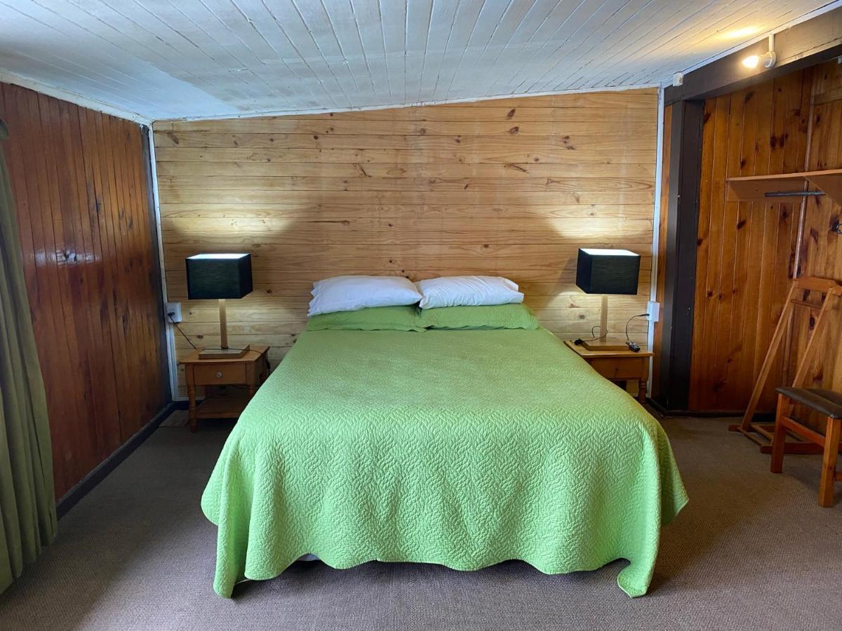 Ancud Petit Hostal Bagian luar foto