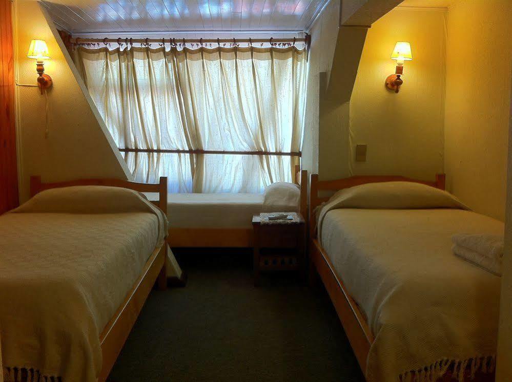Ancud Petit Hostal Bagian luar foto
