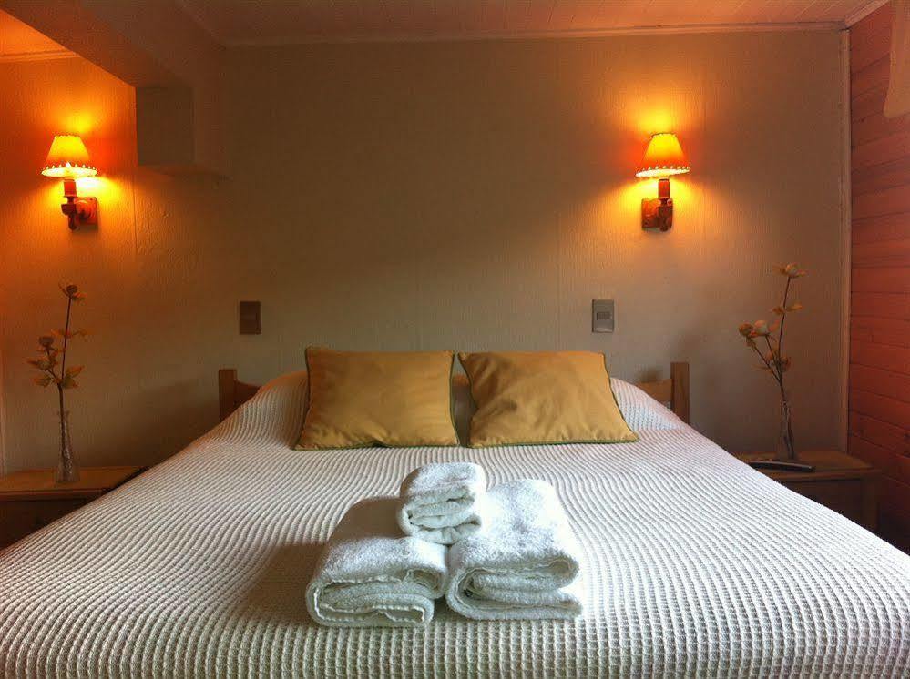 Ancud Petit Hostal Bagian luar foto