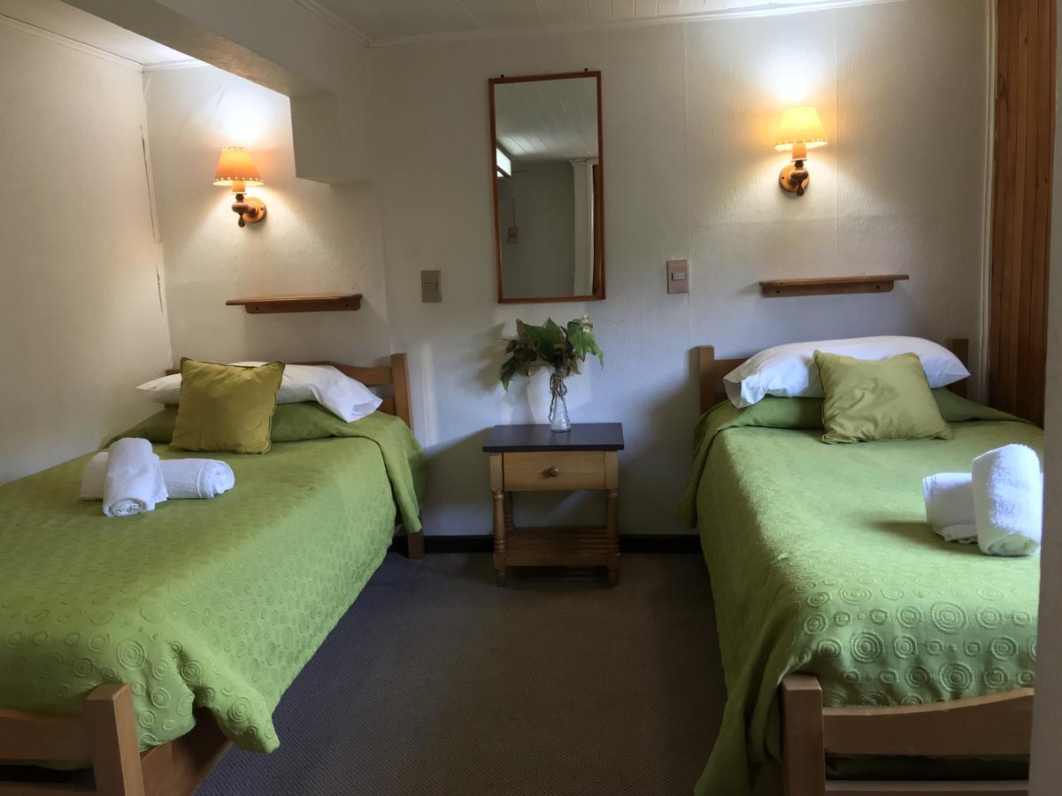 Ancud Petit Hostal Bagian luar foto