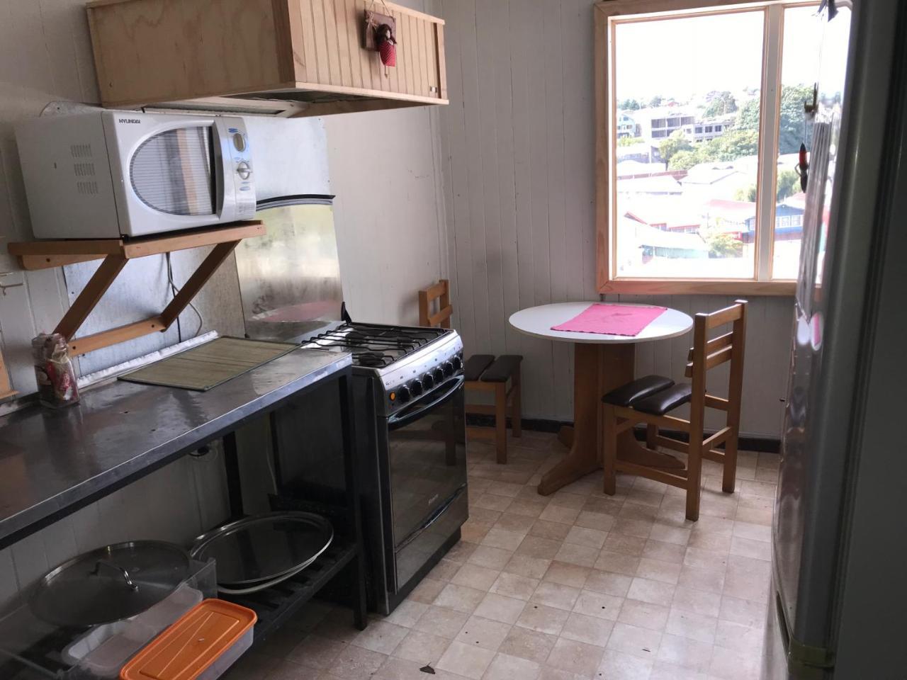 Ancud Petit Hostal Bagian luar foto